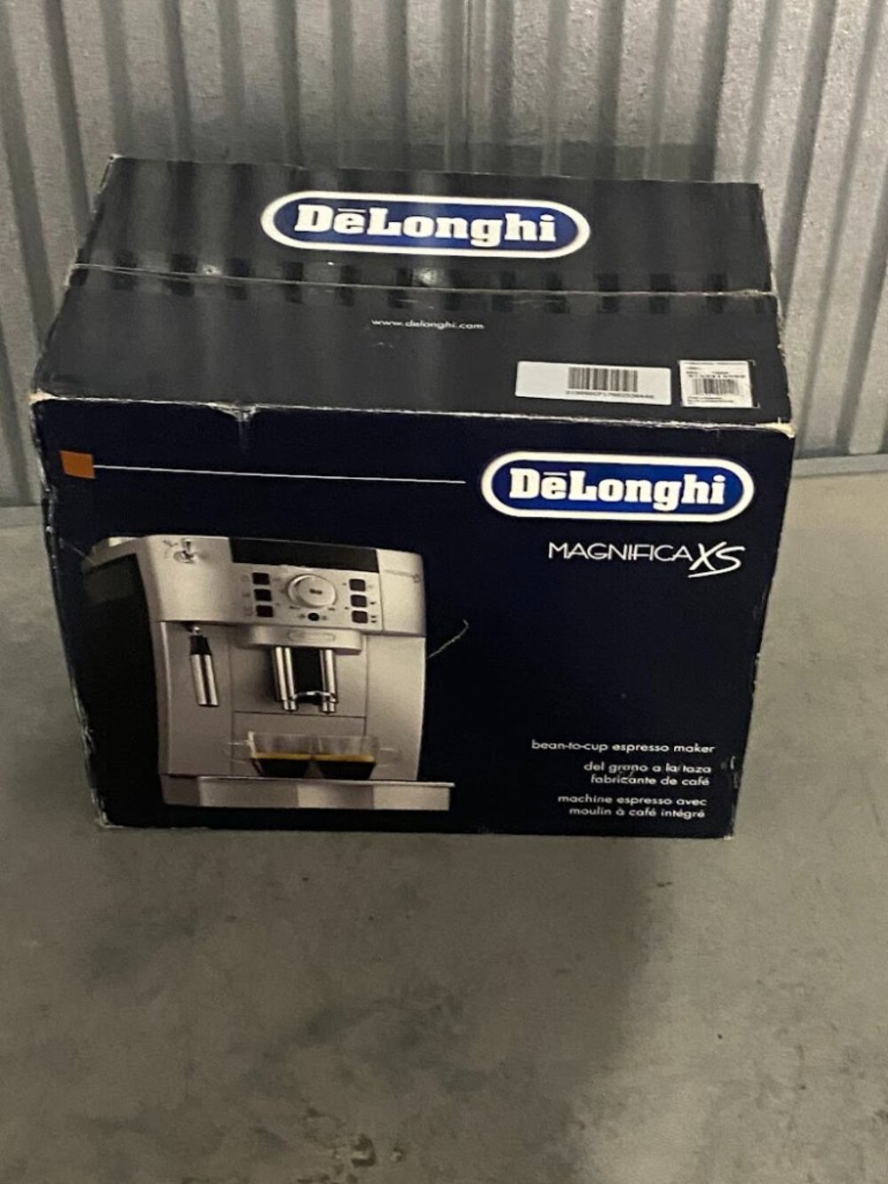 Delonghi ECAM22110SB Magnifica XS Espresso Machine NEW in box